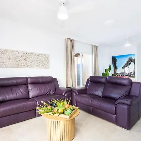 Cush Costa Adeje (Tenerife)